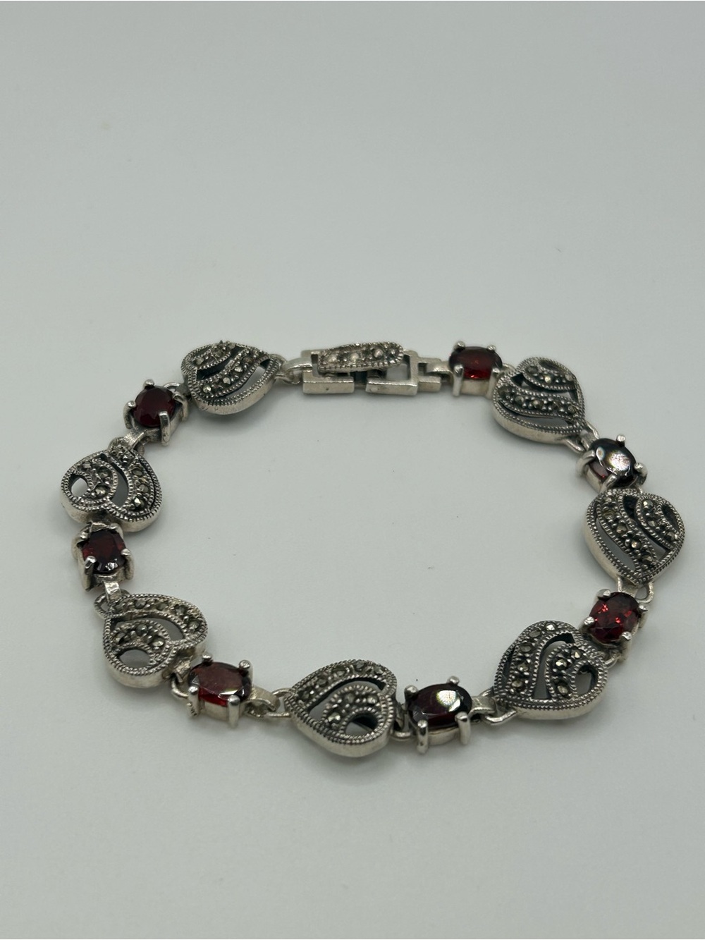 Vintage 925 sterling silver marcacite garnet bracelet